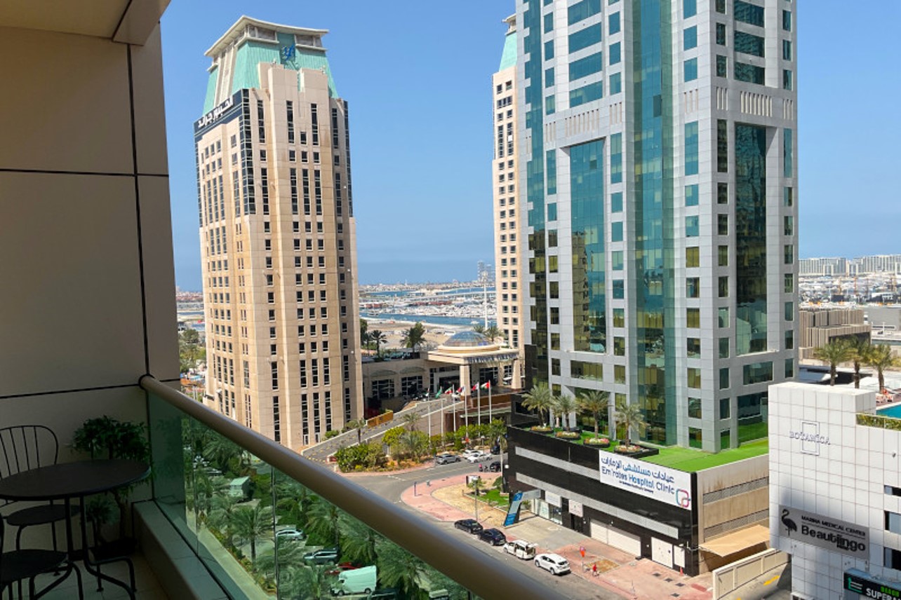 Royal Oceanic JBR Home balcony photo